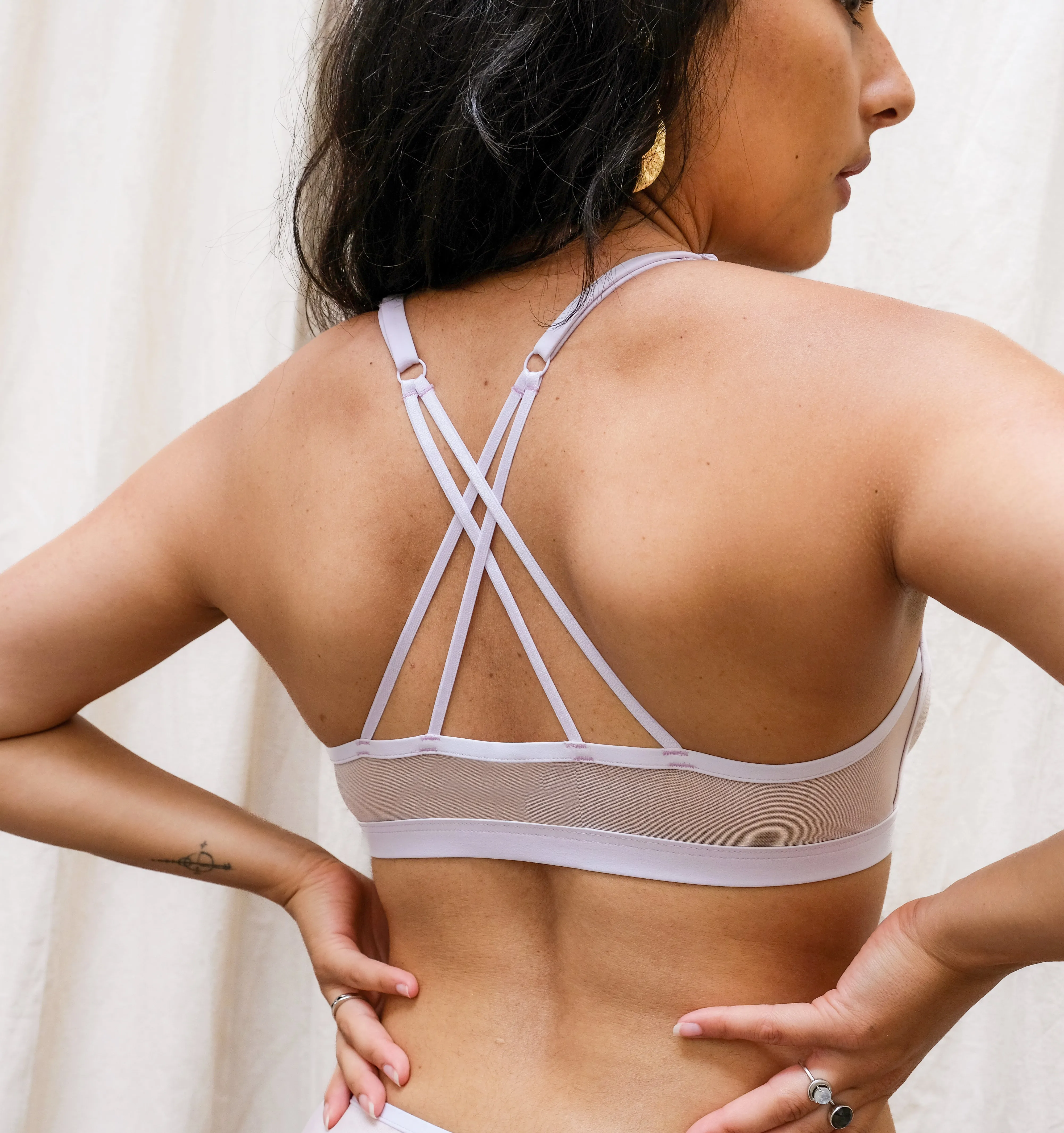 Mesh cross back triangle [Pantry Pink]